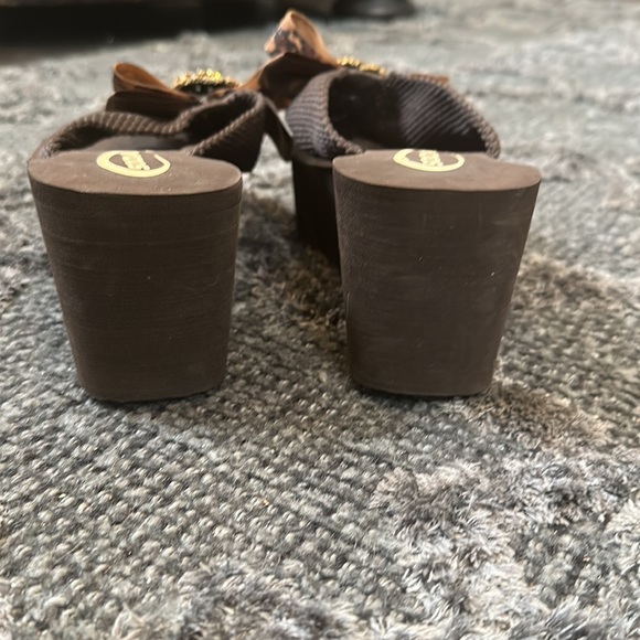 Platform Brown Flip Flop wedge shoes with Gold crystal heart Leopard Bows - Picture 3 of 6